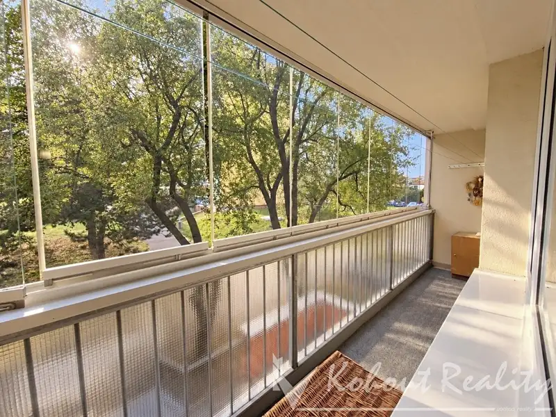 Prodej bytu 3+1 78 m², Praha – náhled fotky 3