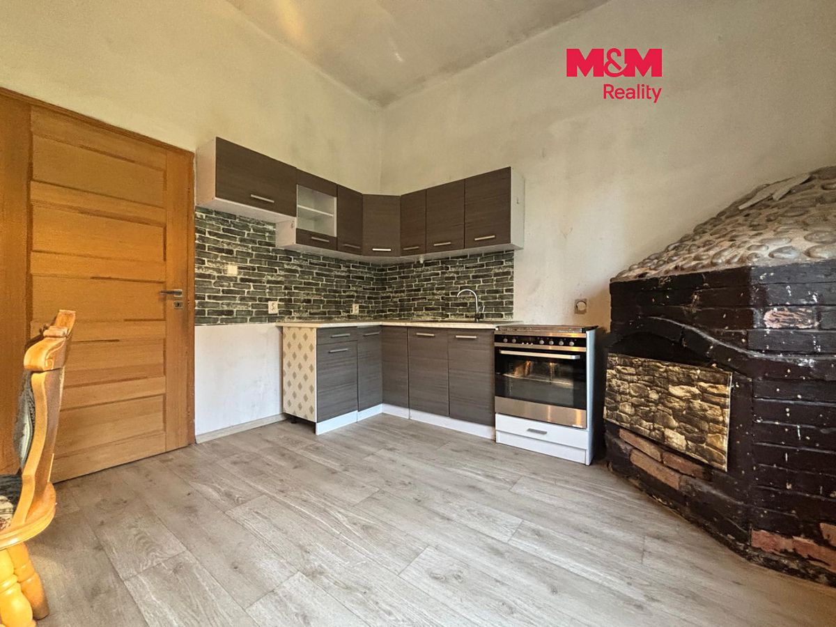 Pronájem bytu 3+1 100 m², Nemanice – fotka 1 z 3