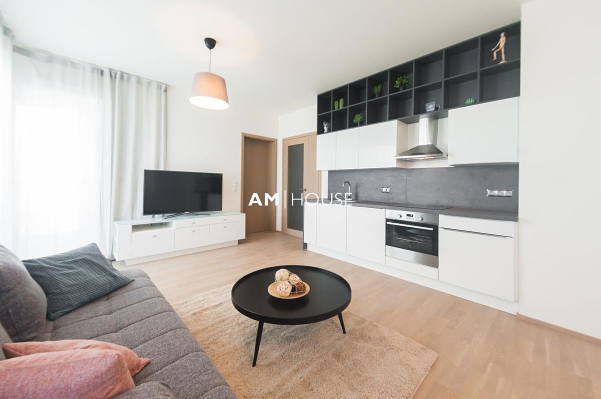 Pronájem bytu 2+kk 49 m², Praha – fotka 1 z 3