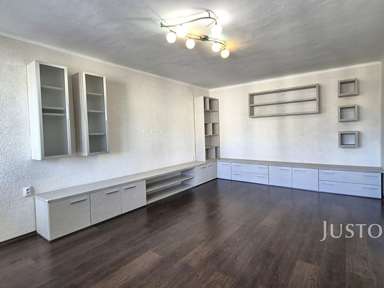 Pronájem bytu 3+1, 79 m² (17 z 27)