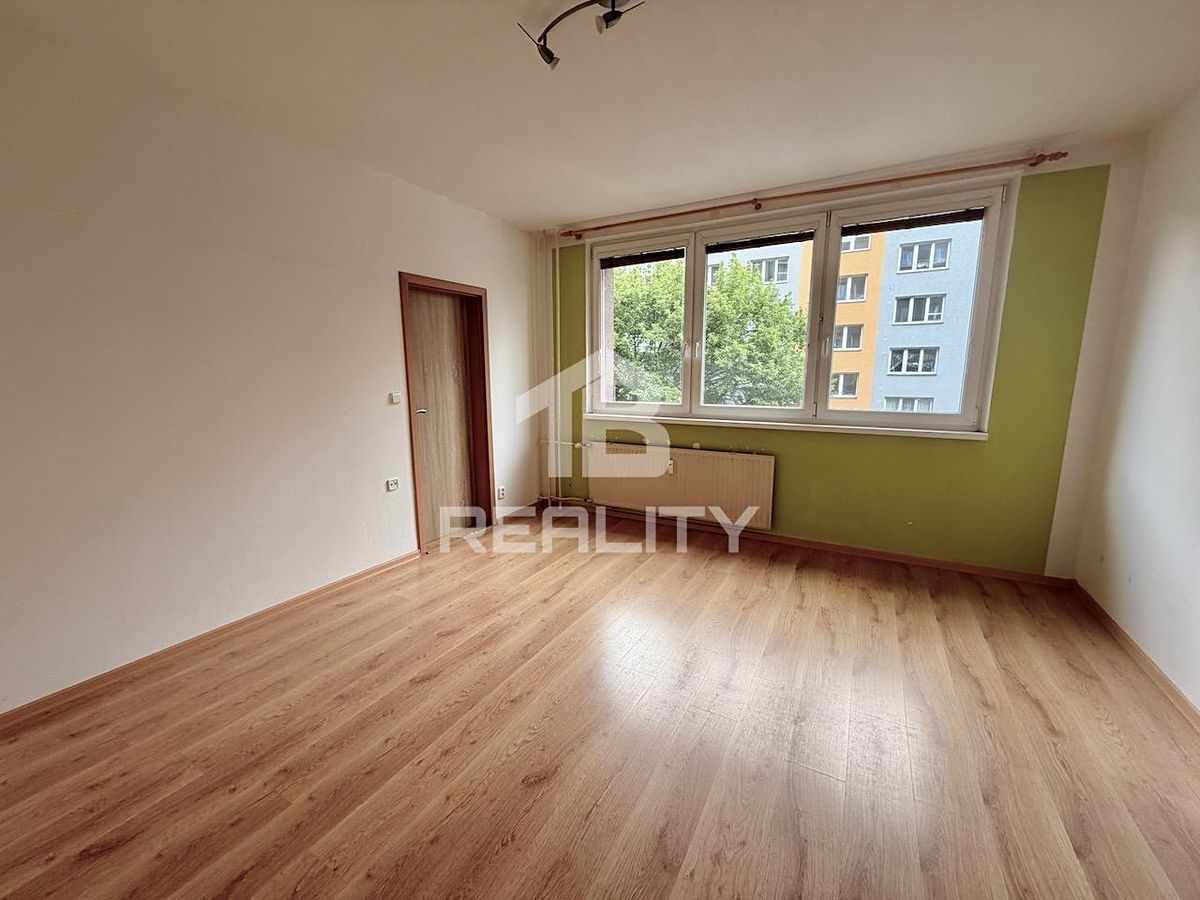 Pronájem bytu 2+1 45 m², Ostrava – fotka 1 z 3