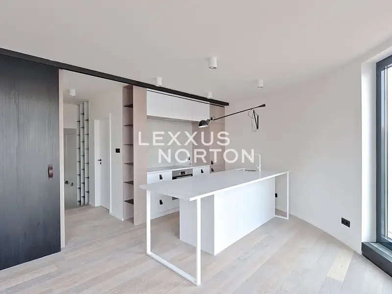 Pronájem bytu 2+kk 60 m², Praha – náhled fotky 2