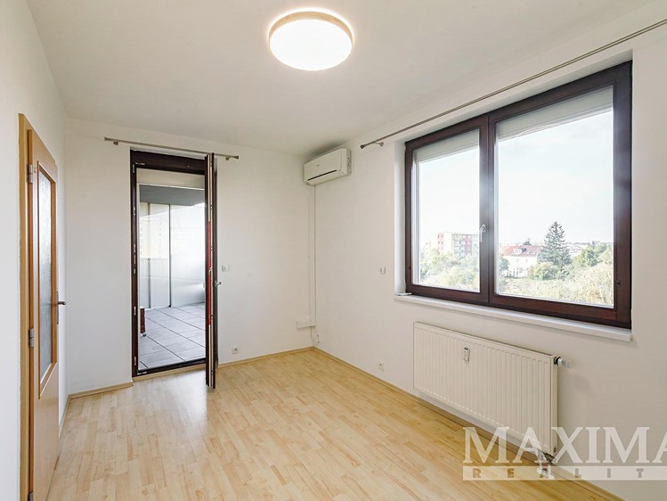 Квартира 2+kk в оренду, 52 м² (4 з 30)