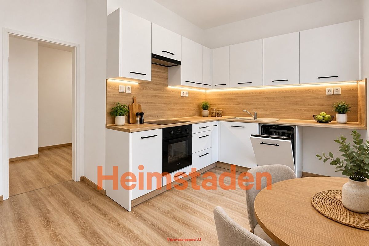Pronájem bytu 3+1 70 m², Havířov – fotka 1 z 3