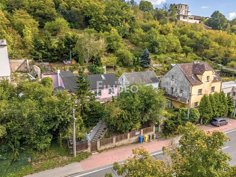 Prodej rodinného domu 125 m², pozemek 1172 m², Beroun – náhled fotky 1