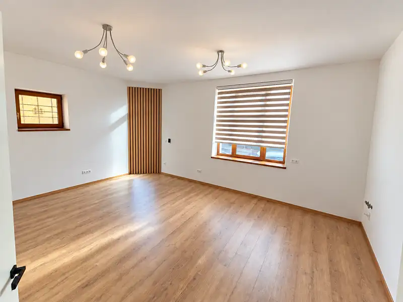 Pronájem bytu 2+kk 55 m², Rumburk – náhled fotky 2