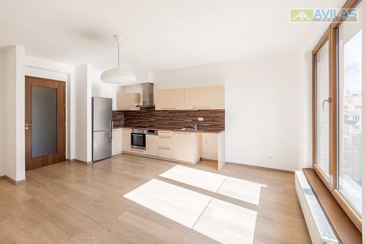 Pronájem bytu 2+kk 42 m², Benešov – fotka 1 z 3