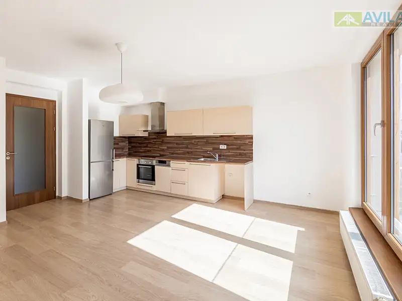 Pronájem bytu 2+kk 42 m², Benešov – náhled fotky 1