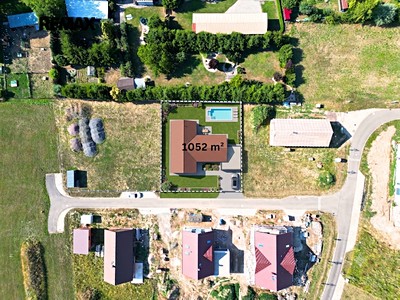 Prodej pozemku, 1 052 m² (3 z 8)