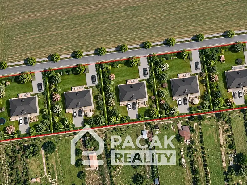 Prodej stavebního pozemku 5516 m², Grygov – náhled fotky 2