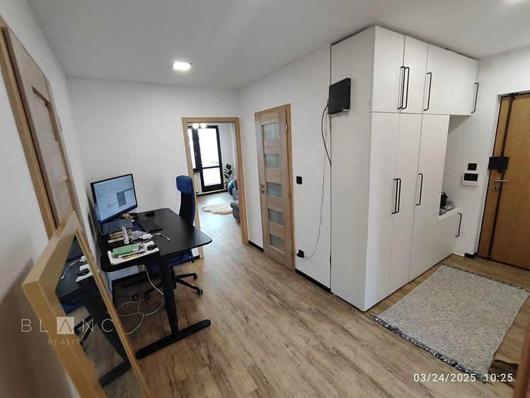 Квартира 3+kk в оренду, 71 м² (1 з 22)