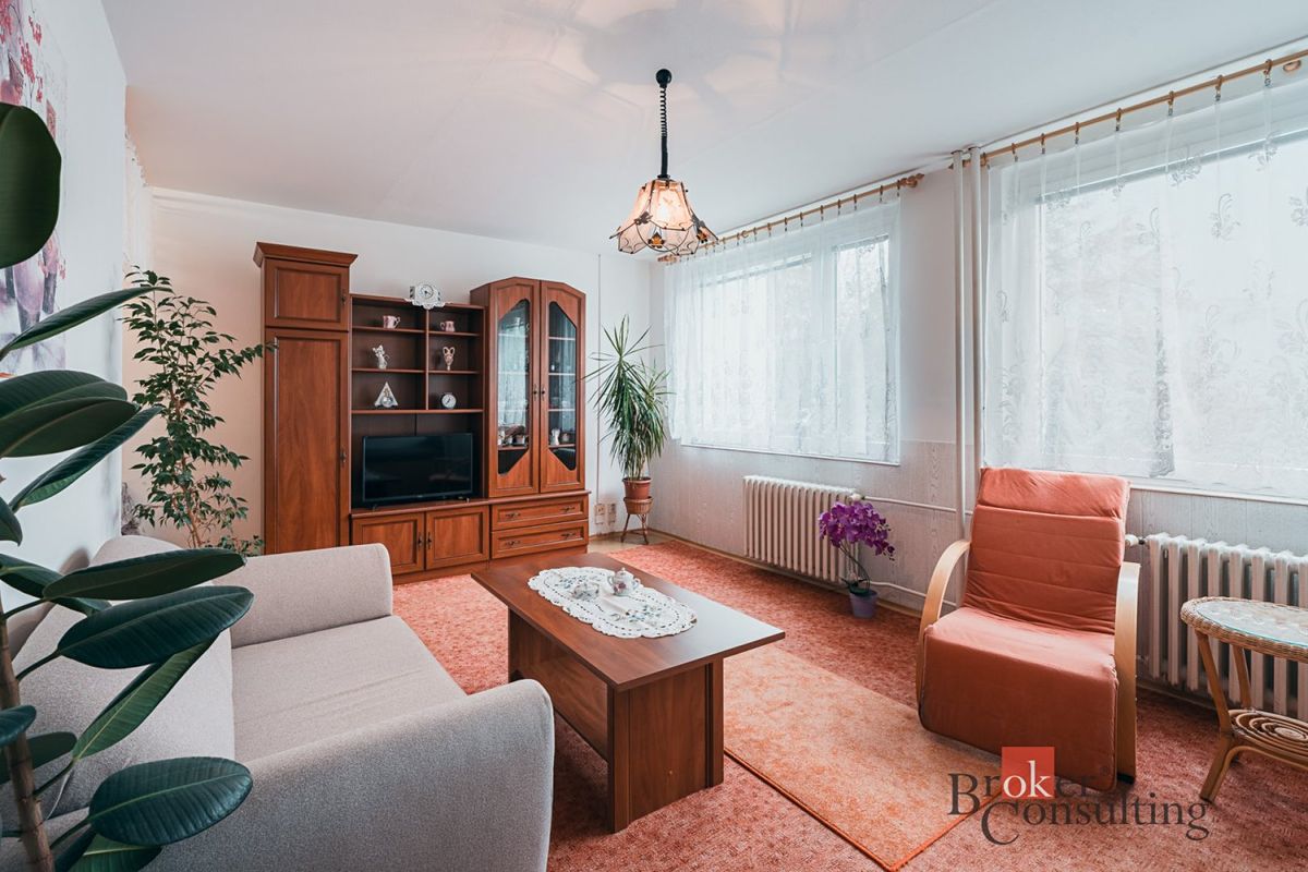 Pronájem bytu 1+kk 33 m², Rakovník – fotka 1 z 3