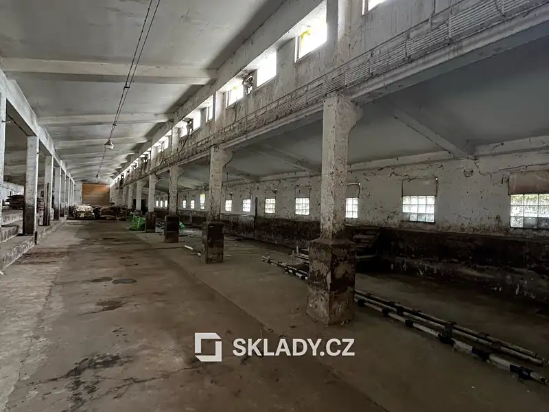 Pronájem skladového prostoru 500 m², Hodonín – náhled fotky 2