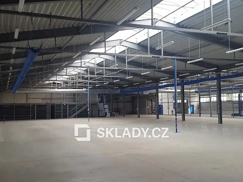 Pronájem skladového prostoru 2700 m², Višňová – náhled fotky 3