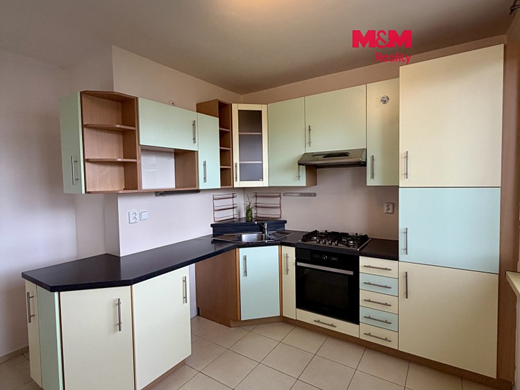 Pronájem bytu 3+1, 59 m² (1 z 22)