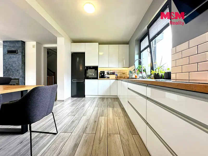 Prodej rodinného domu 180 m², pozemek 998 m², Žibřidovice – náhled fotky 3