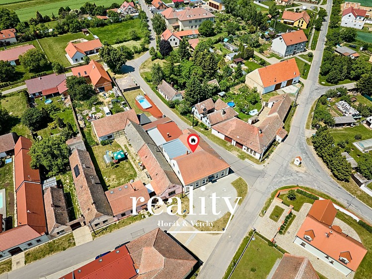 Prodej komerčního prostoru, 564 m² (40 z 55)