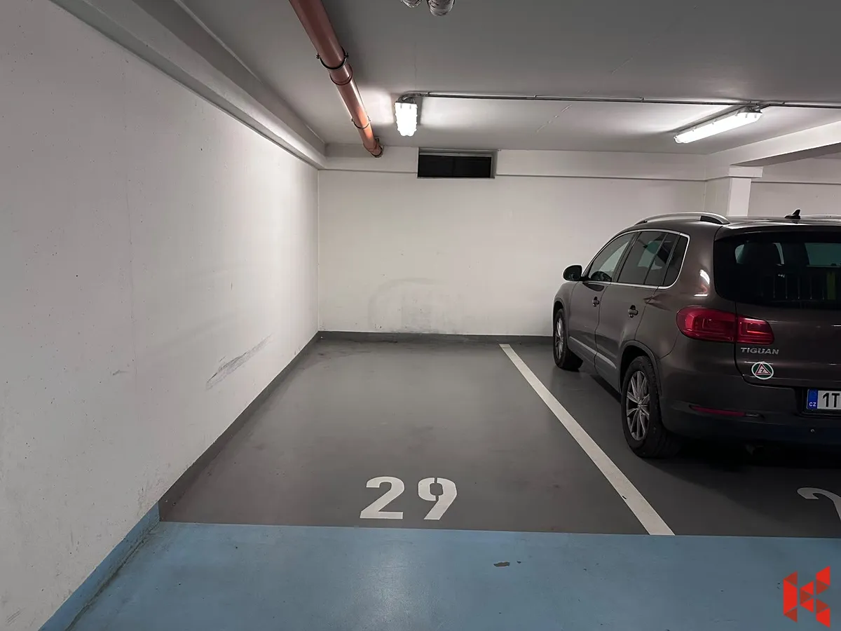 Prodej garážového stání 23 m²