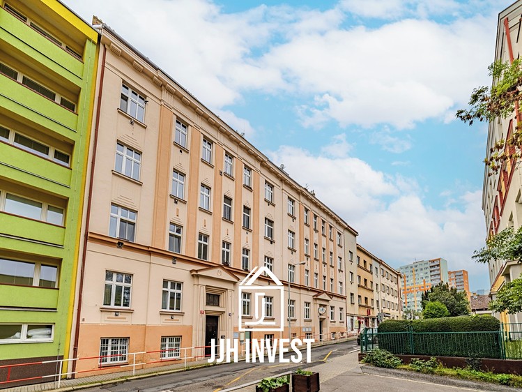 Wohnung 4+kk zum Kauf, 138 m² (30 von 37)