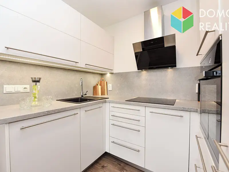 Prodej bytu 3+kk 62 m², Beroun – náhled fotky 2