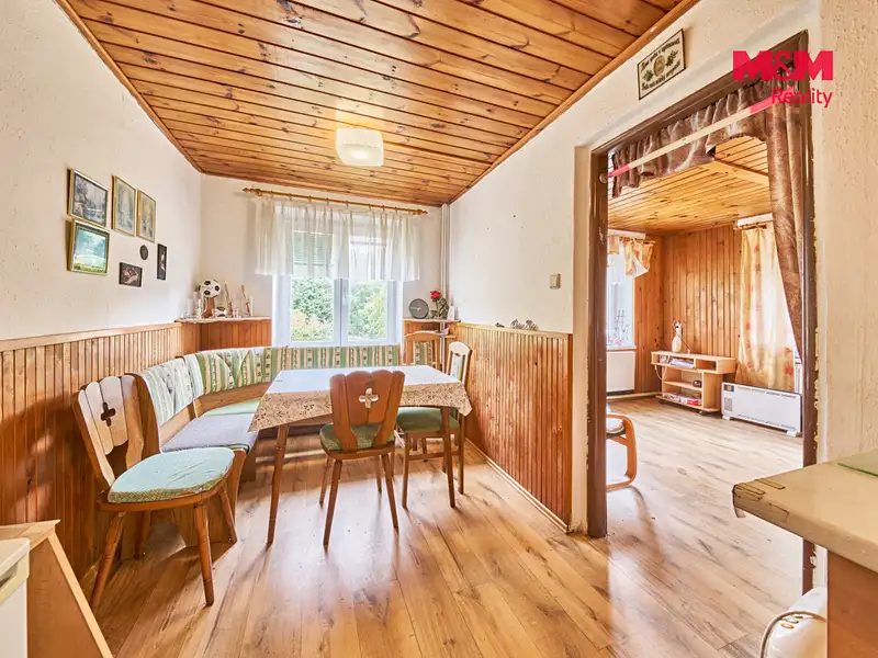 Prodej rodinného domu 252 m², pozemek 1497 m², Teplice nad Metují – náhled fotky 3