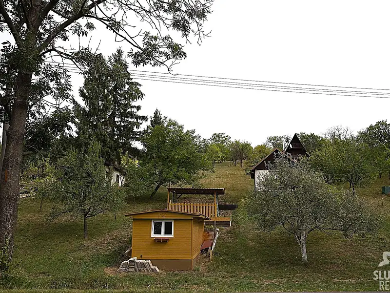 Prodej zahrady 438 m², Hluk – náhled fotky 1
