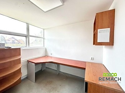 Pronájem komerčního prostoru, 469 m² (3 z 13)