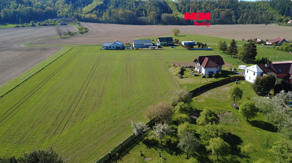 Prodej stavebního pozemku 6074 m²