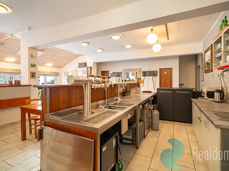 Prodej restaurace 504 m², Světlík – náhled fotky 3
