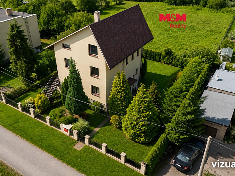 Haus zum Kauf, 250 m² (1 von 30)
