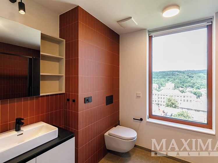 Pronájem bytu 2+kk, 45 m² (6 z 24)