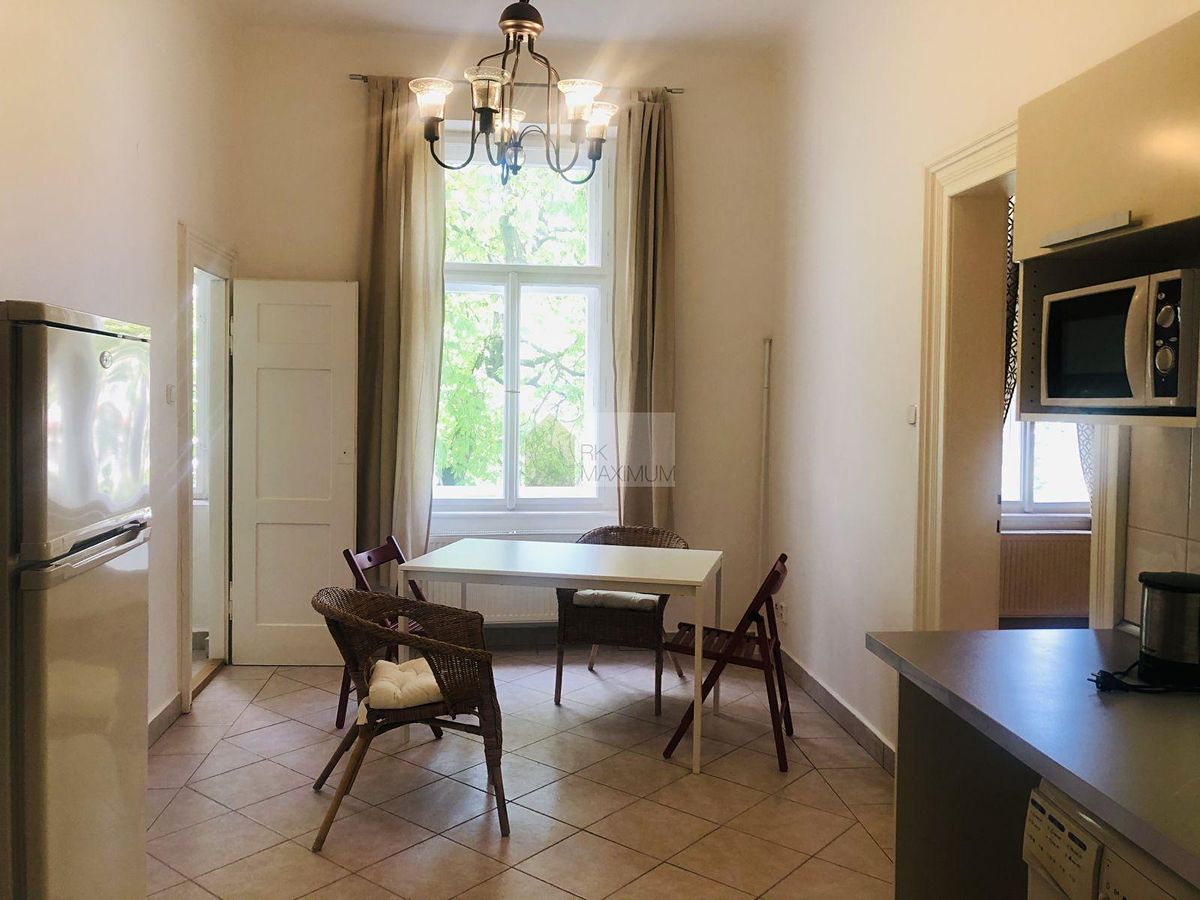 Pronájem bytu 1+1 43 m², Praha – fotka 1 z 3