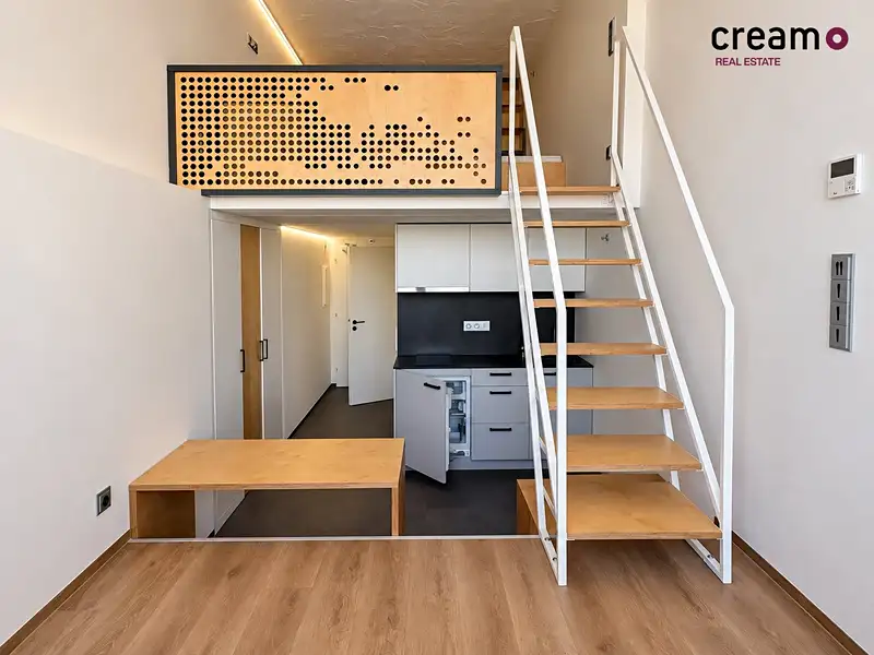Pronájem bytu 1+kk 31 m², Zlín – náhled fotky 1
