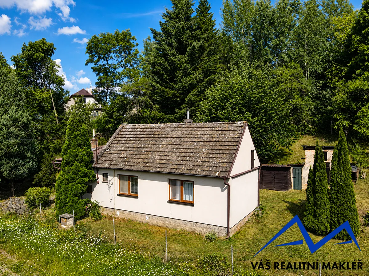 Prodej rodinného domu 51 m², pozemek 1426 m²