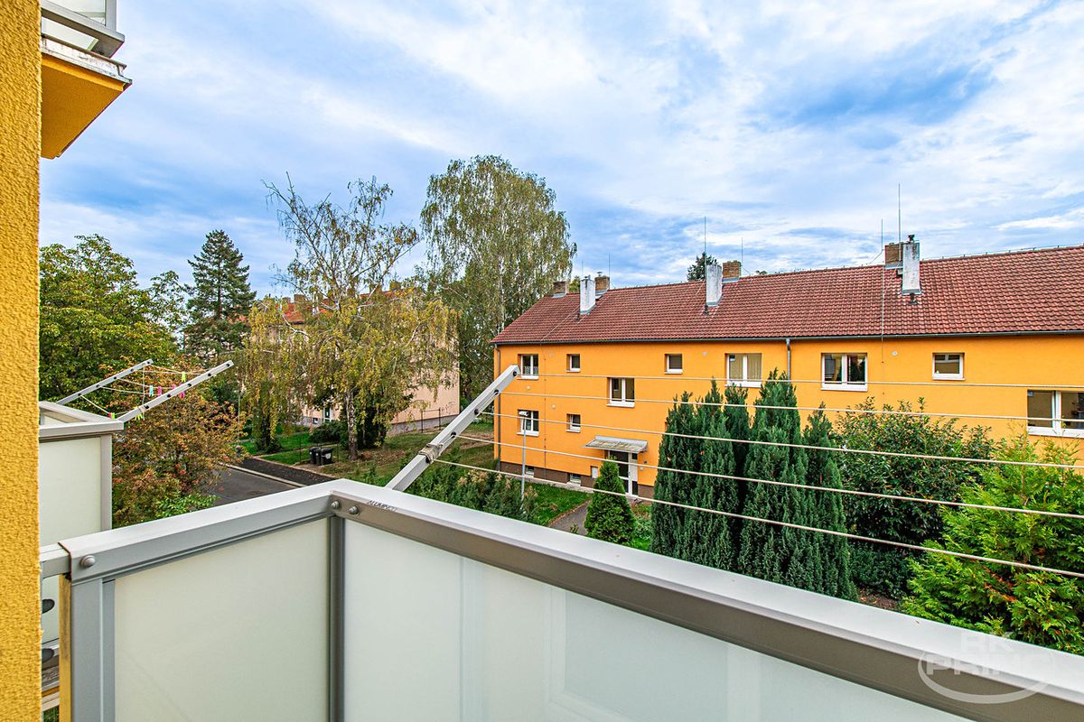 Prodej bytu 2+1 58 m², Praha – fotka 1 z 3