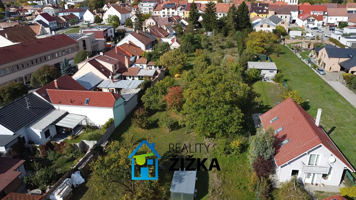 Prodej stavebního pozemku 2167 m²