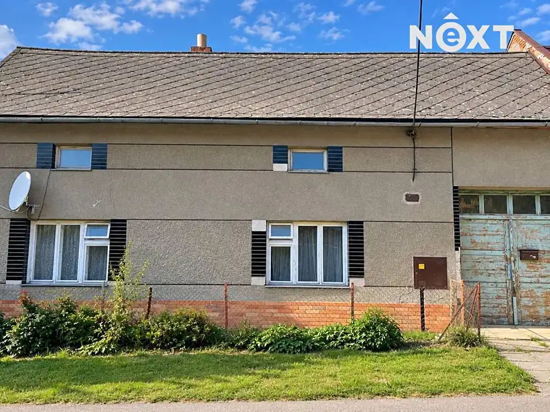 Prodej rodinného domu 200 m², pozemek 166 m², Přerov – náhled fotky 1