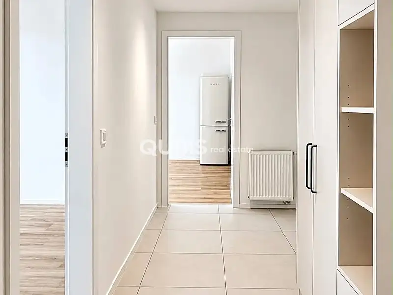 Pronájem bytu 2+kk 69 m², Praha – náhled fotky 3