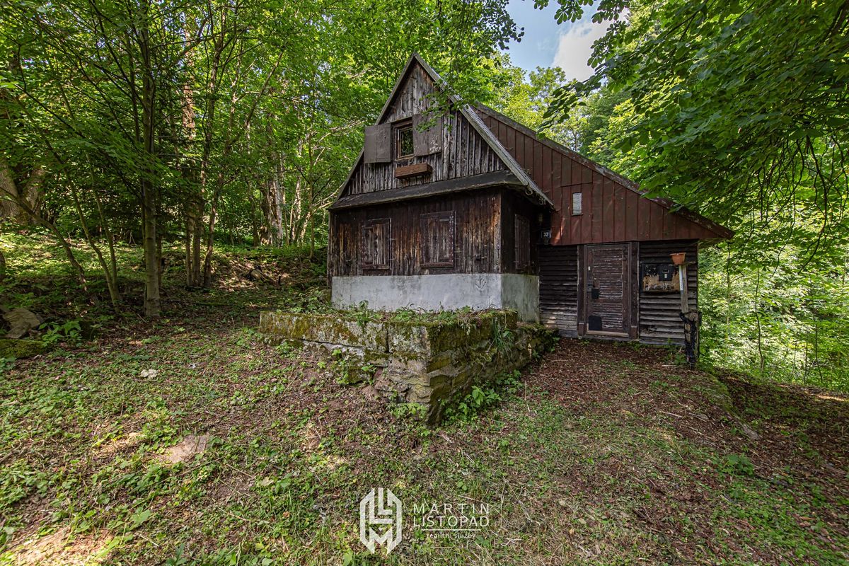 Prodej chaty 90 m², pozemek 600 m², Maletín – fotka 1 z 3