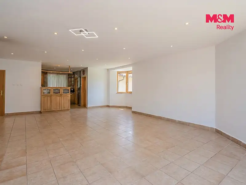 Prodej rodinného domu 248 m², pozemek 1765 m², Stará Ves nad Ondřejnicí – náhled fotky 3
