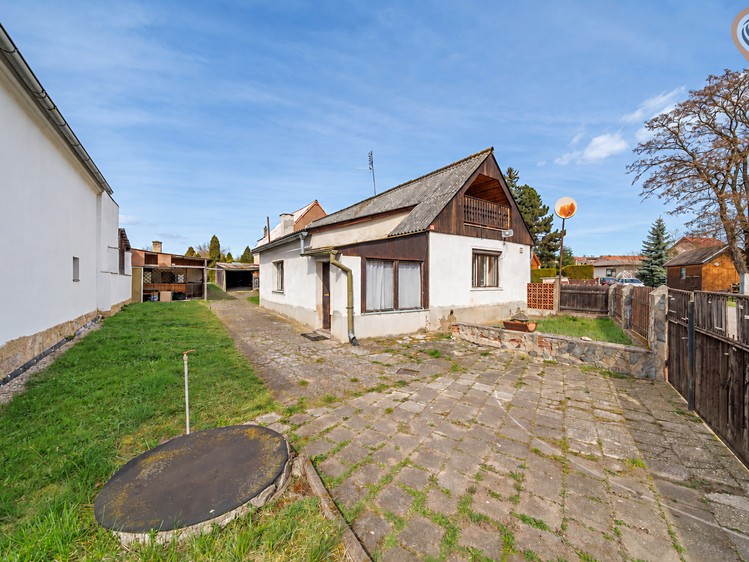 Prodej domu, 87 m² (1 z 15)