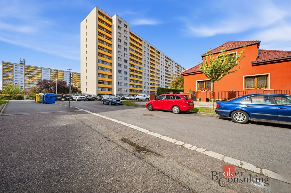 Pronájem bytu 2+kk 47 m², Hradec Králové – fotka 1 z 3