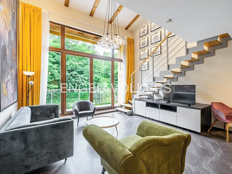 Pronájem bytu 2+kk 87 m², Praha – náhled fotky 1