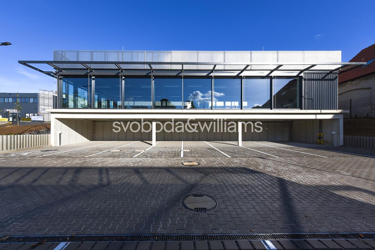 Pronájem obchodního prostoru 225 m², Praha – fotka 1 z 3