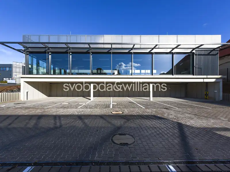 Pronájem obchodního prostoru 225 m², Praha – náhled fotky 1