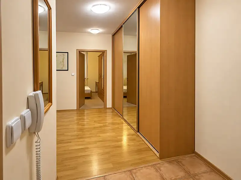 Pronájem bytu 3+kk 101 m², Praha – náhled fotky 3