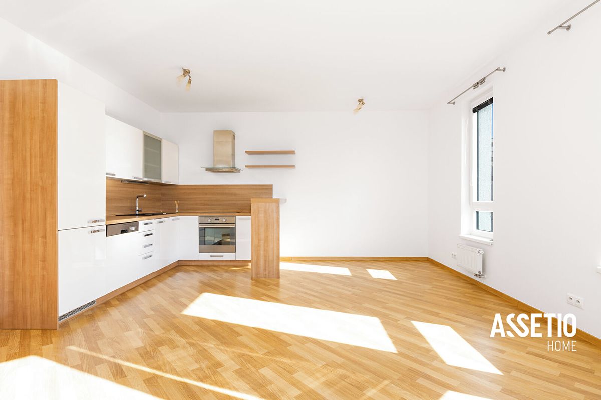 Pronájem bytu 2+kk 53 m² – fotografie 2