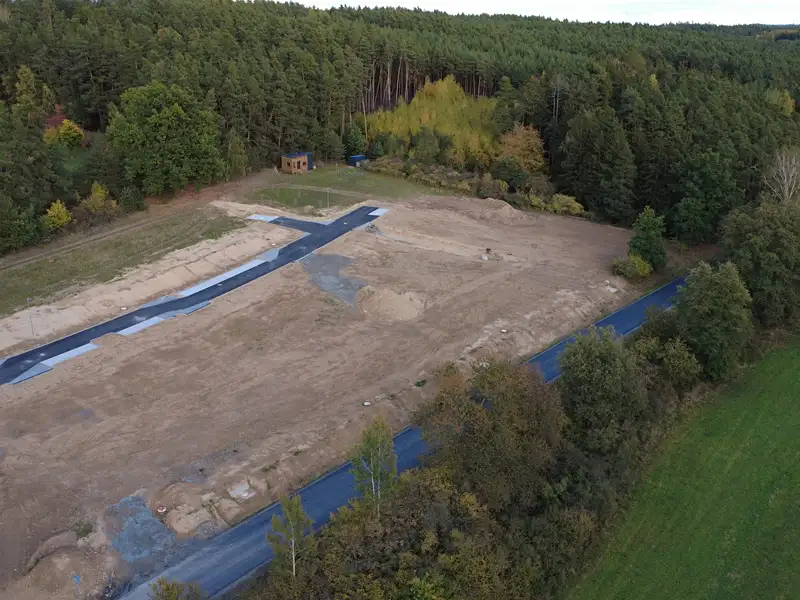 Prodej stavebního pozemku 1046 m², Nevřeň – náhled fotky 2