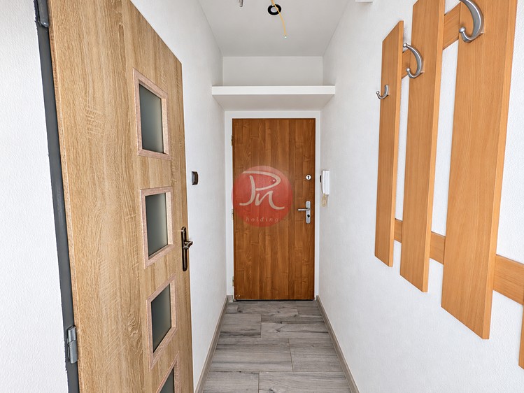 Prodej bytu 1+kk, 25 m² (10 z 21)