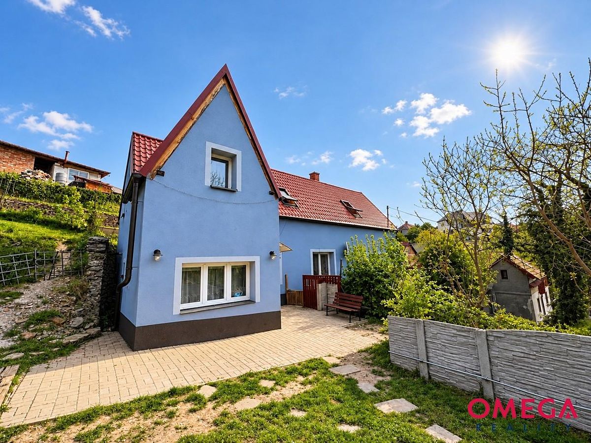 Prodej rodinného domu 134 m², pozemek 944 m², Žleby – fotka 1 z 3